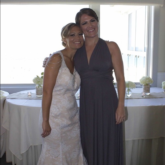 Meet your Posher, Stephanie - Picture 2 of 3